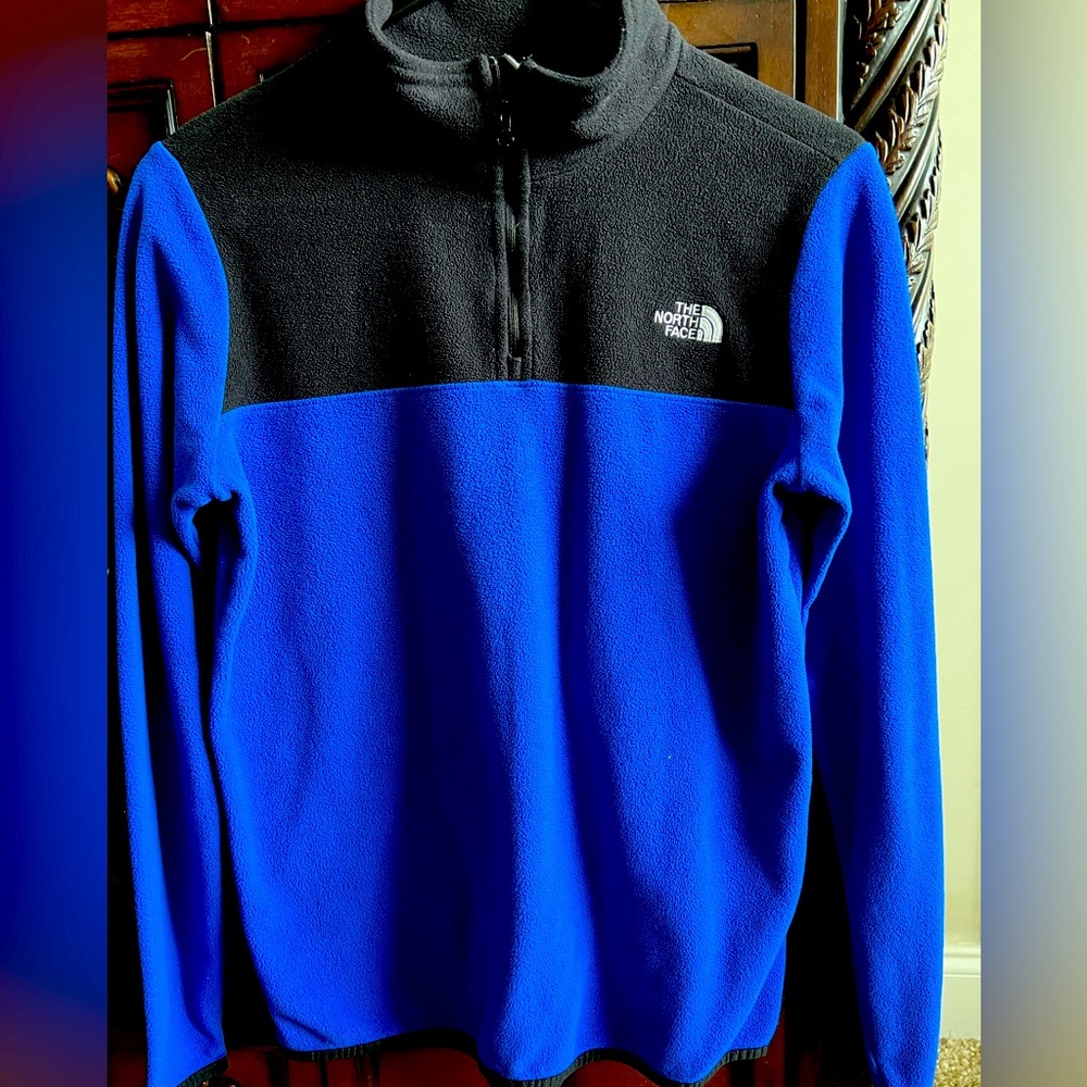 North Face half-zip pullover fleece